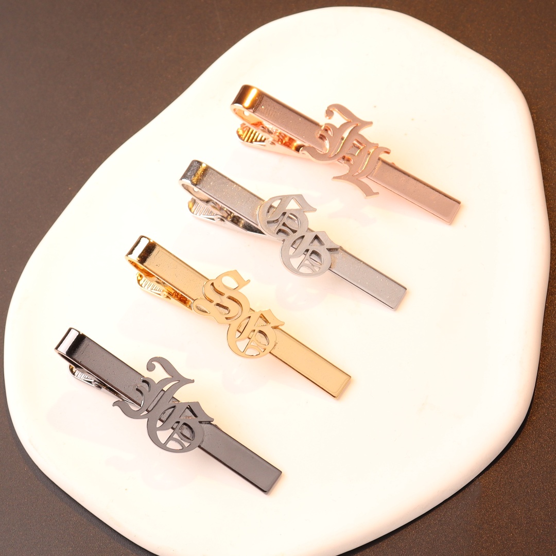 Pince à cravate avec initiales - Tie Bar Clip avis et prix